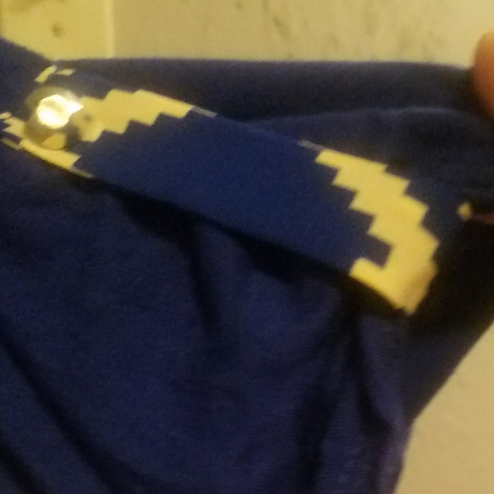 Top - Picture 3 of 5